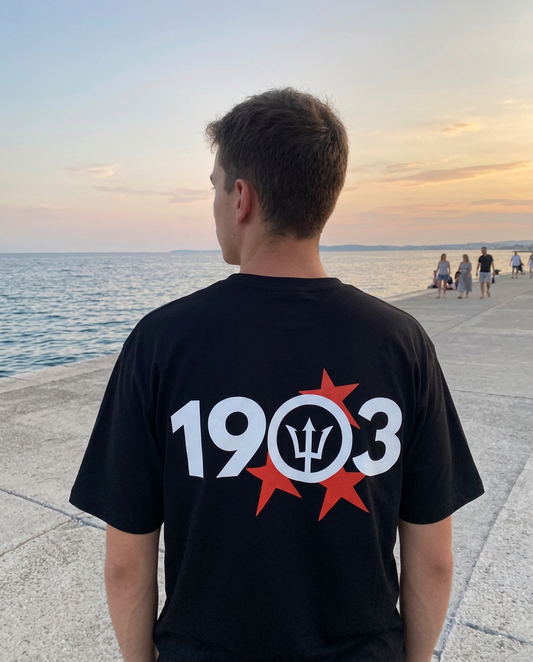 Camiseta 1903 Tridente negra puesta, aficionado