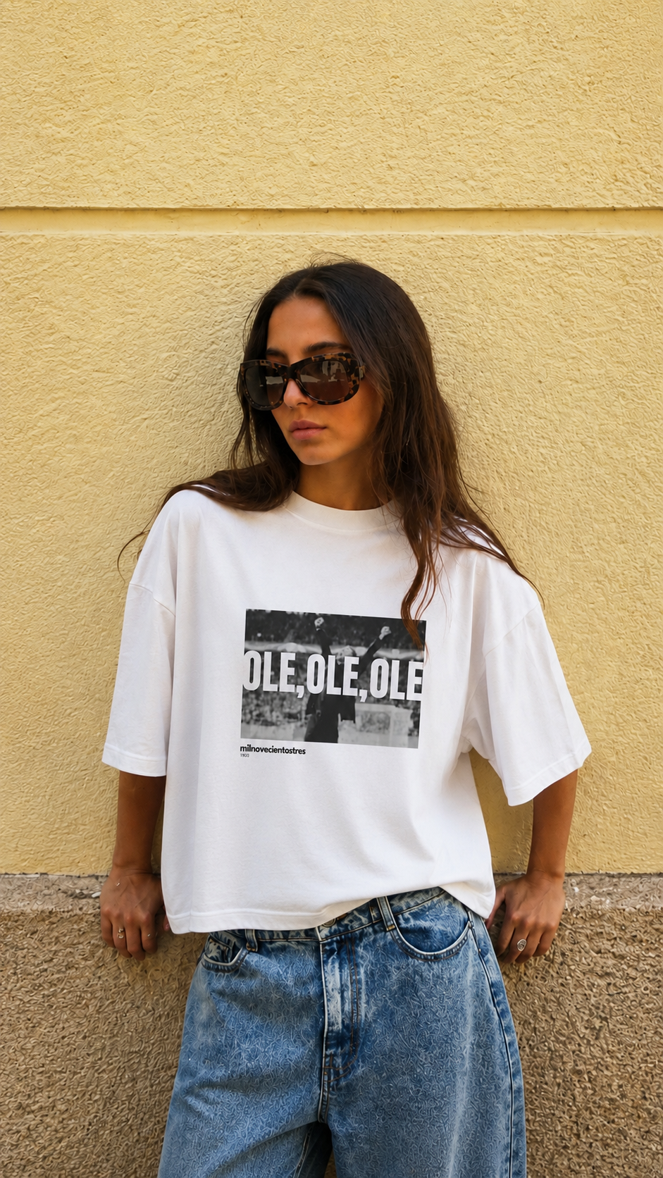 T-SHIRT