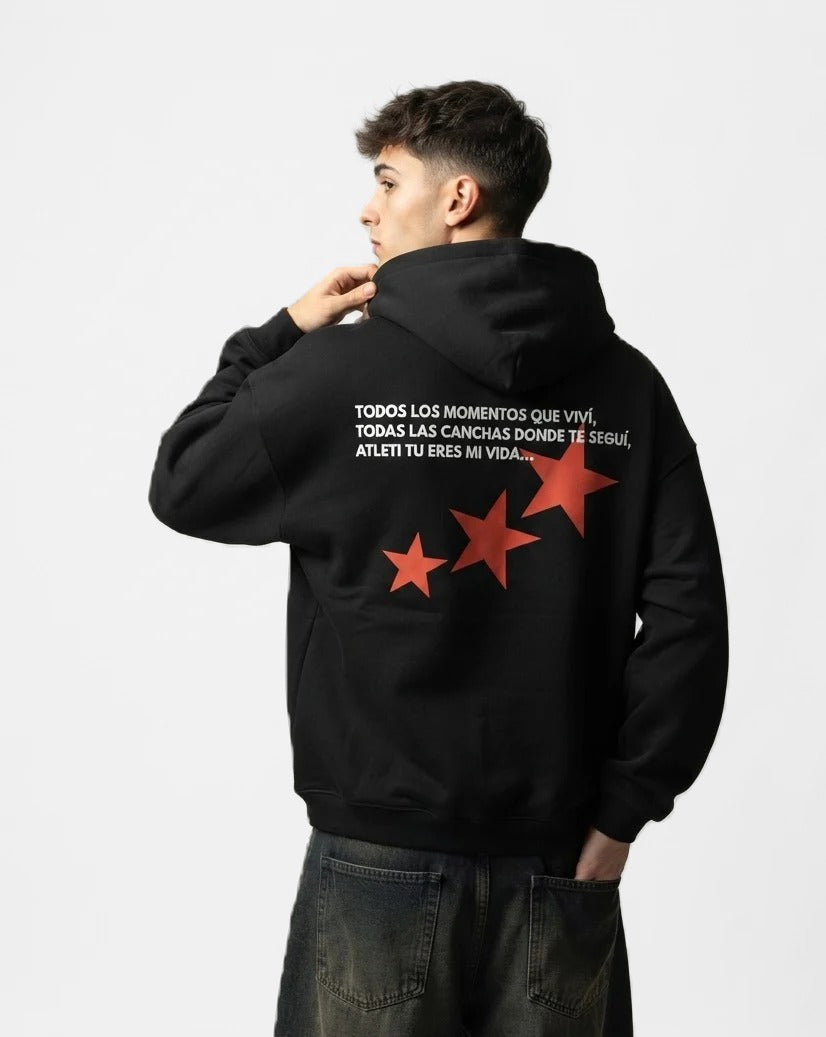 Sudadera con capucha Tú eres mi Vida negra puesta, estudio