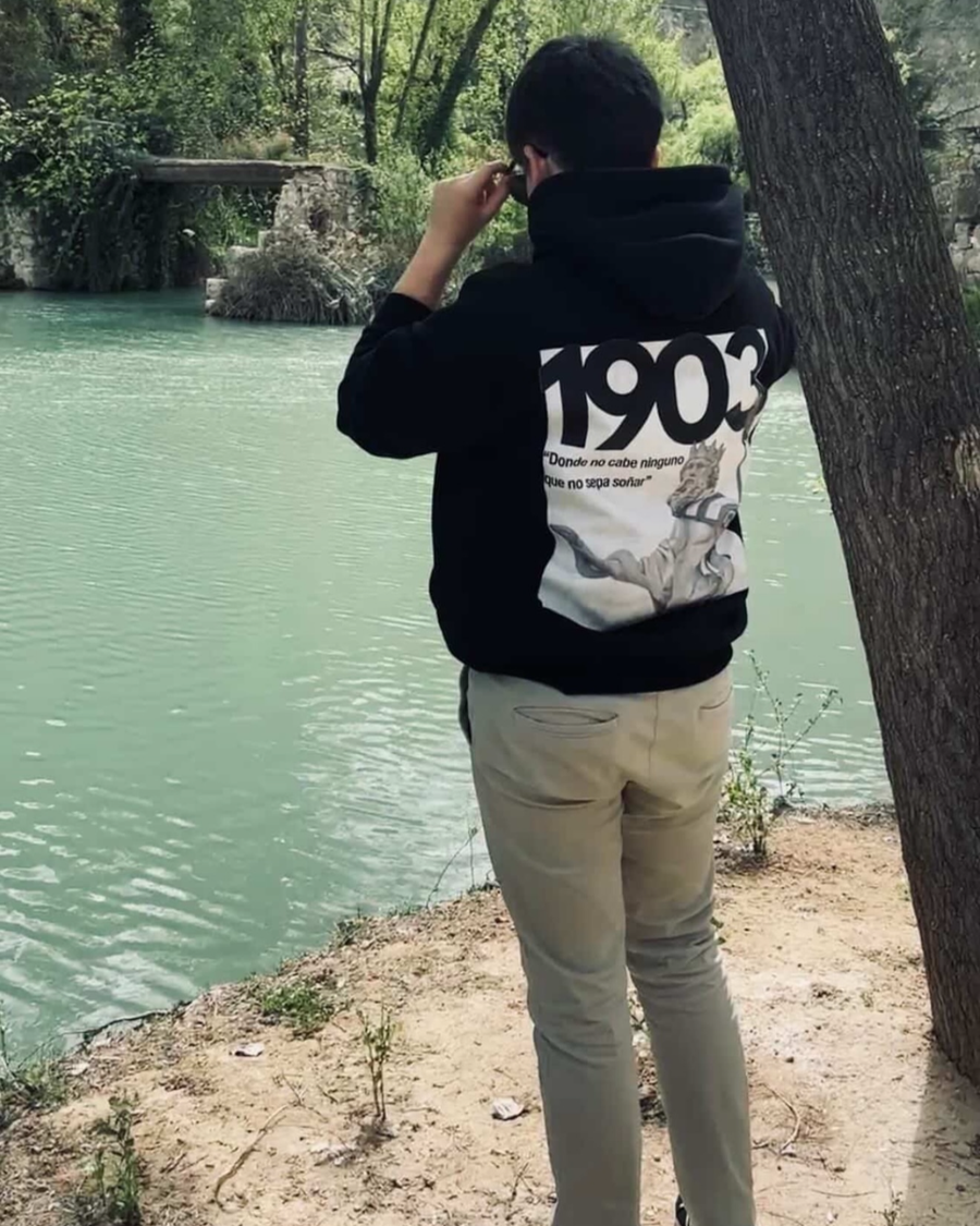 Colchonero con la Neptuno Hoodie