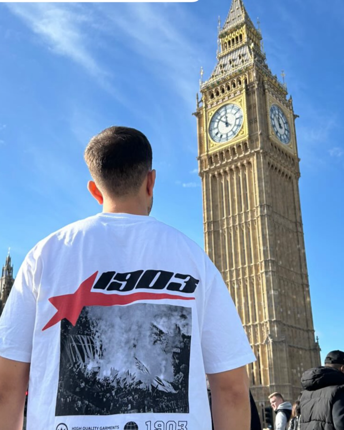Camiseta Afición blanca puesta