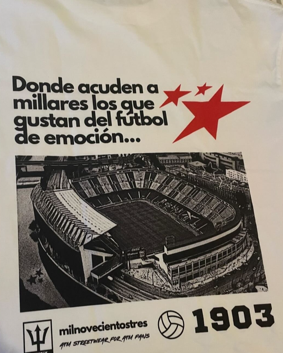 Colchonero con la Acuden a Millares T-shirt blanca