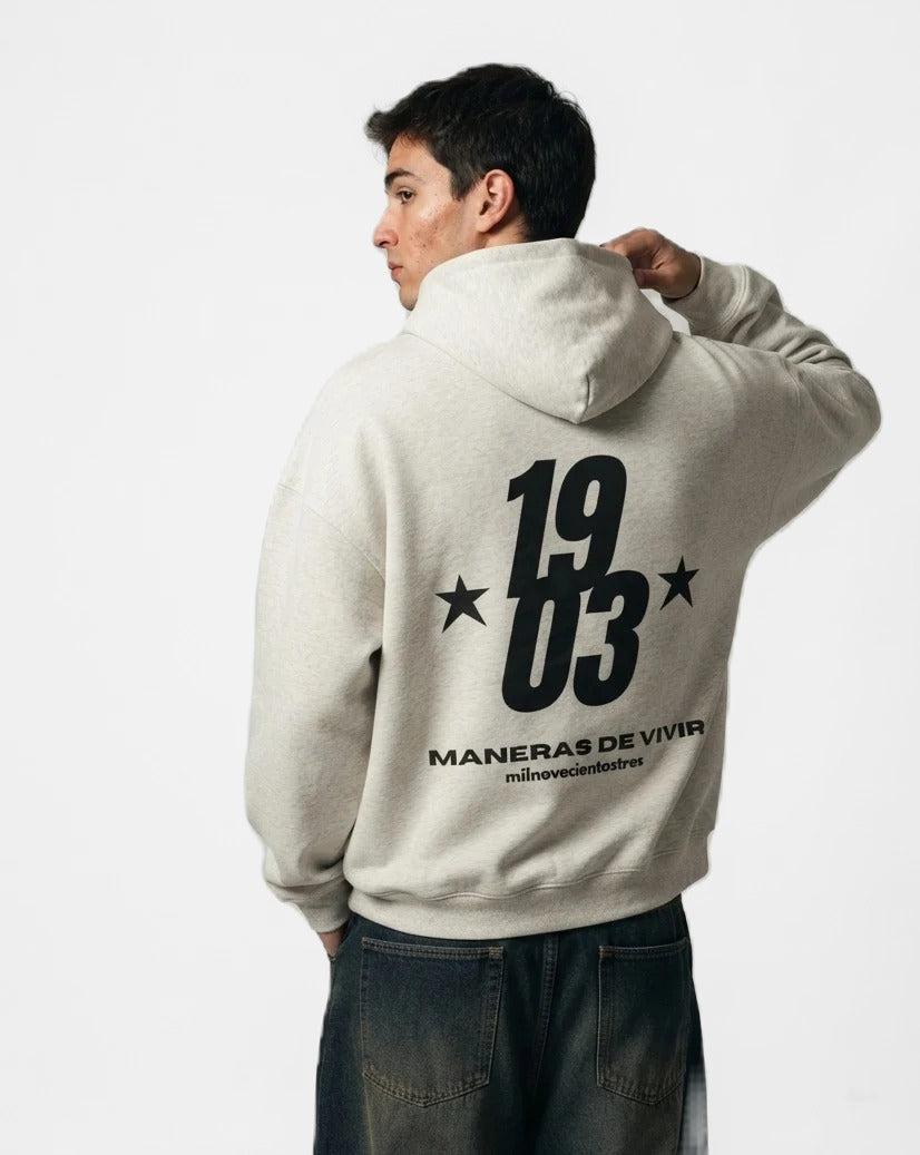 Sudadera con capucha Maneras de Vivir crema puesta, estudio