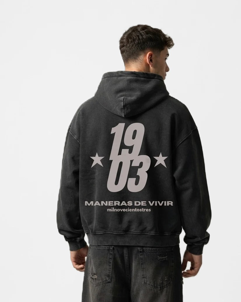 Sudadera con cremallera Maneras de Vivir gris lavado puesta, estudio