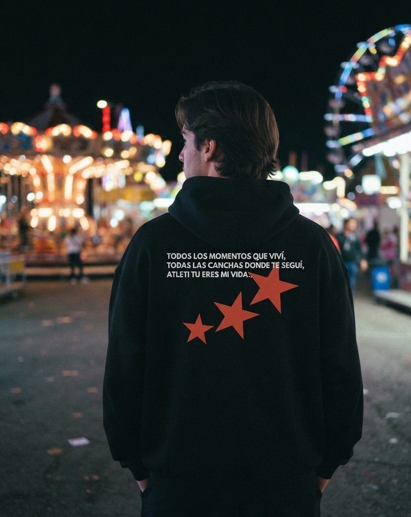 Sudadera con capucha Tú eres mi Vida negra puesta, aficionado